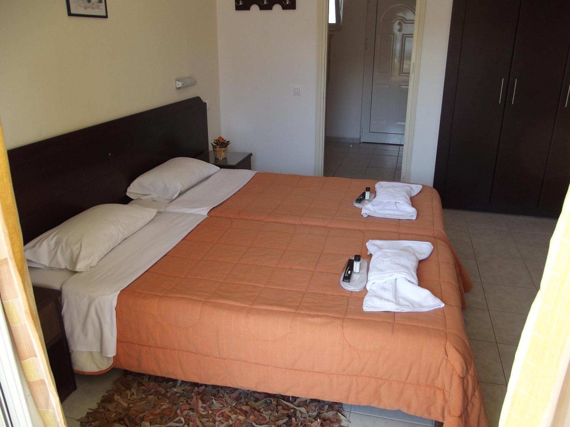 Konstantina Apartments Kávos Eksteriør bilde